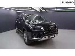Toyota Hilux SW4