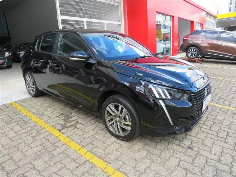 Peugeot 208 Preto 16