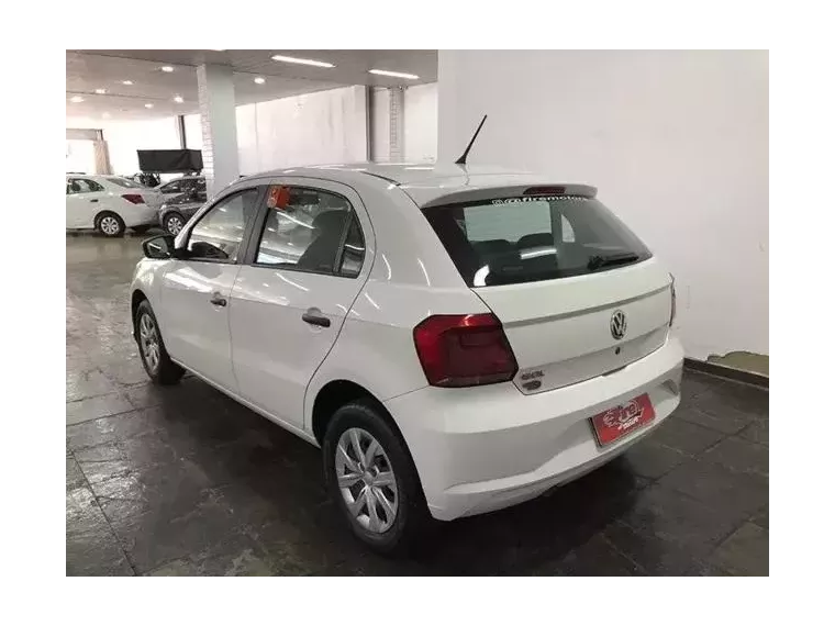 Volkswagen Gol Branco 2