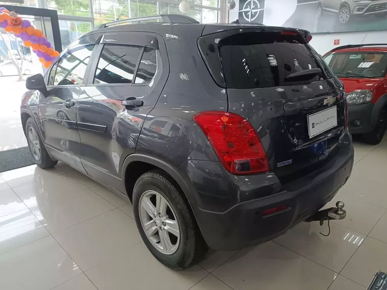 Chevrolet Tracker Cinza 2