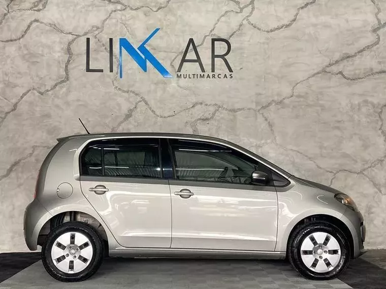 Volkswagen UP Prata 3