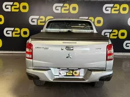 Mitsubishi L200 Triton