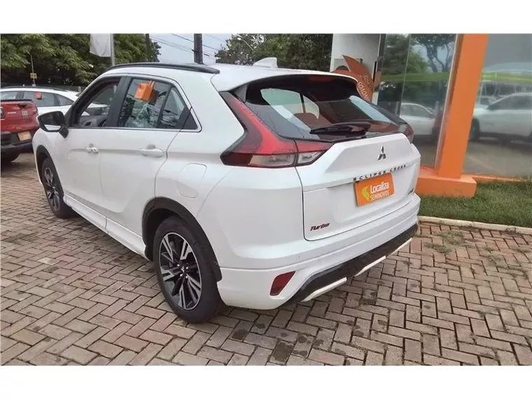 Mitsubishi Eclipse Cross Branco 12