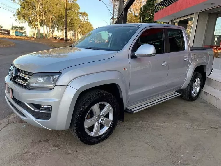 Volkswagen Amarok Prata 14