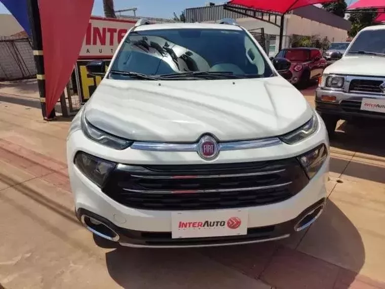 Fiat Toro Branco 1