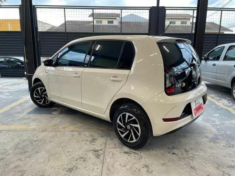 Volkswagen UP Branco 6