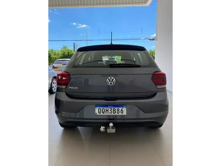 Volkswagen Polo Hatch Cinza 2