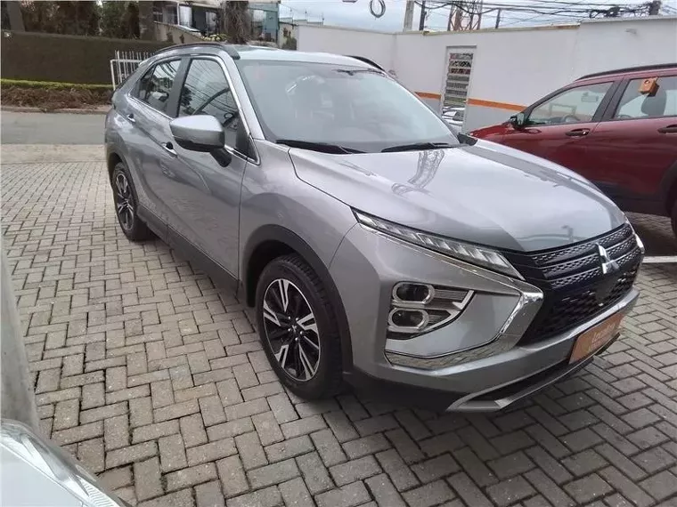 Mitsubishi Eclipse Cross Prata 19