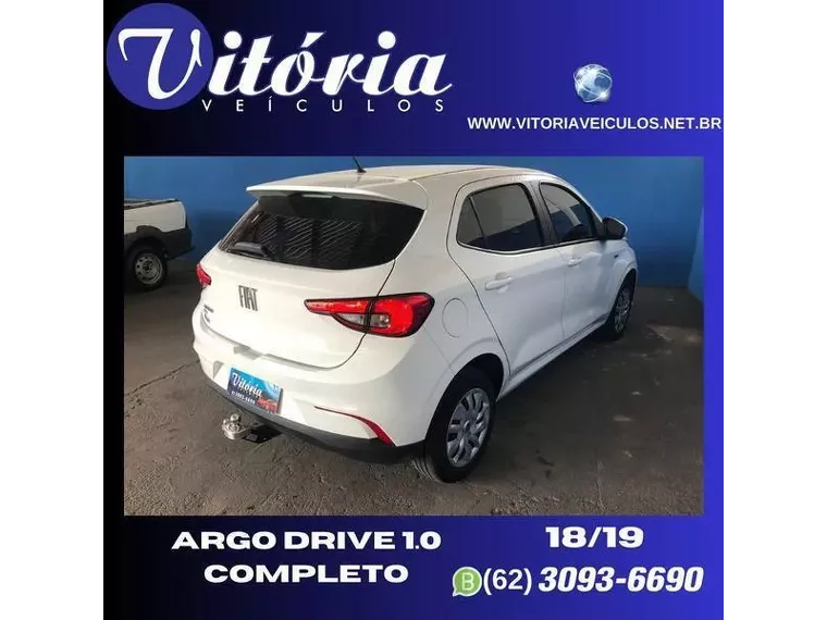 Fiat Argo Branco 12