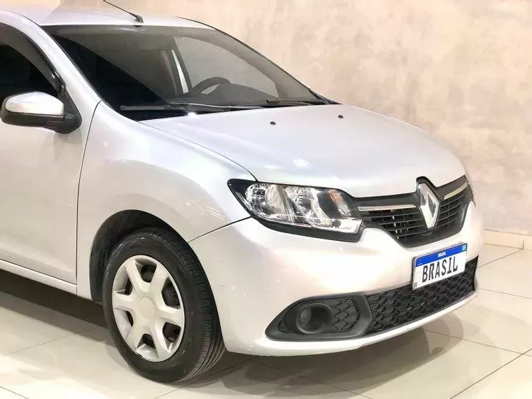 Renault Sandero Prata 6