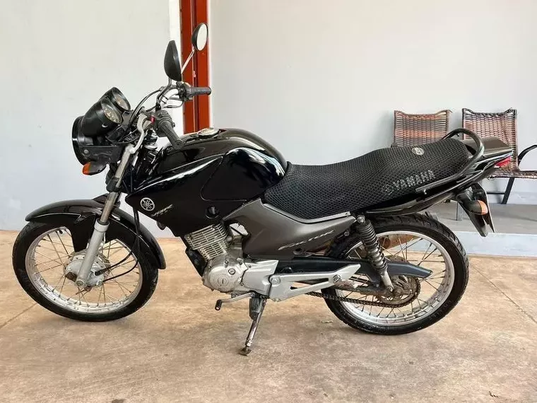 Yamaha YBR 125 Factor Preto 3