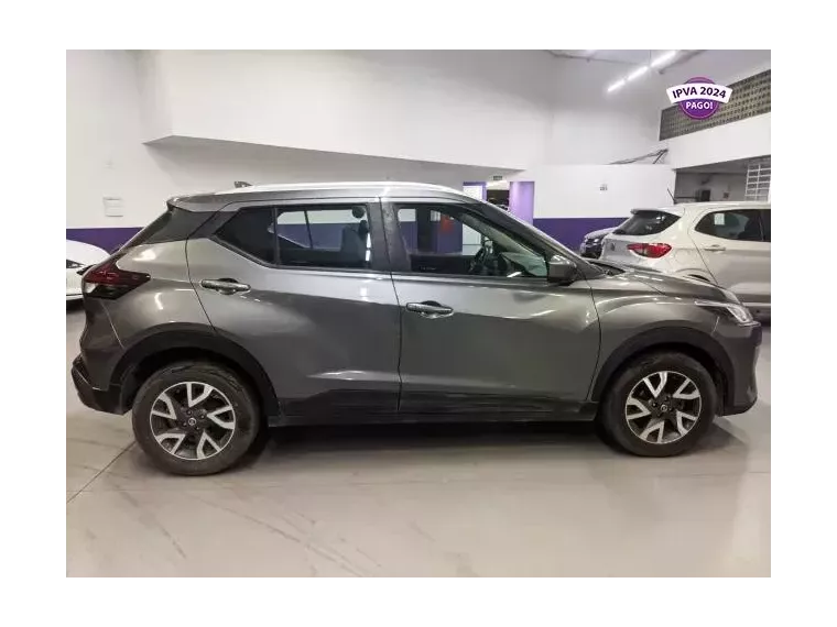 Nissan Kicks Cinza 7