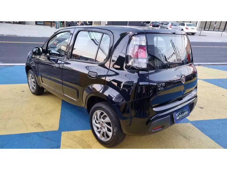 Fiat Uno Preto 8