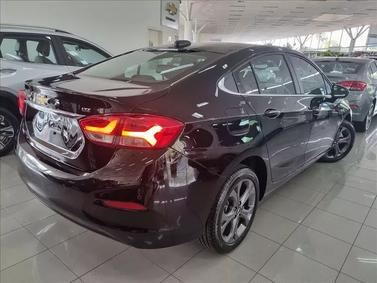 Chevrolet Cruze Preto 7