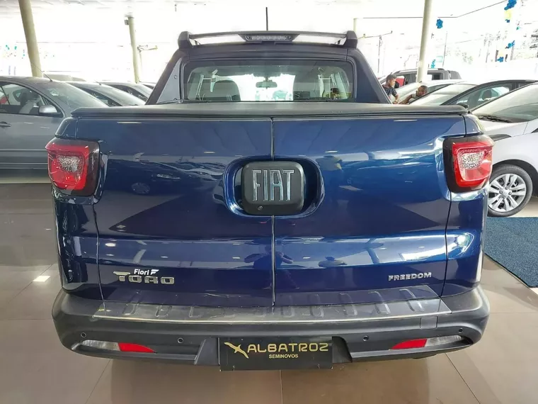 Fiat Toro Azul 12