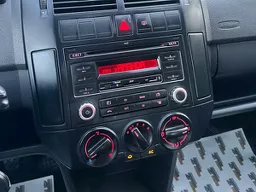 Volkswagen Polo Sedan