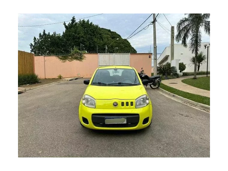 Fiat Uno Amarelo 2