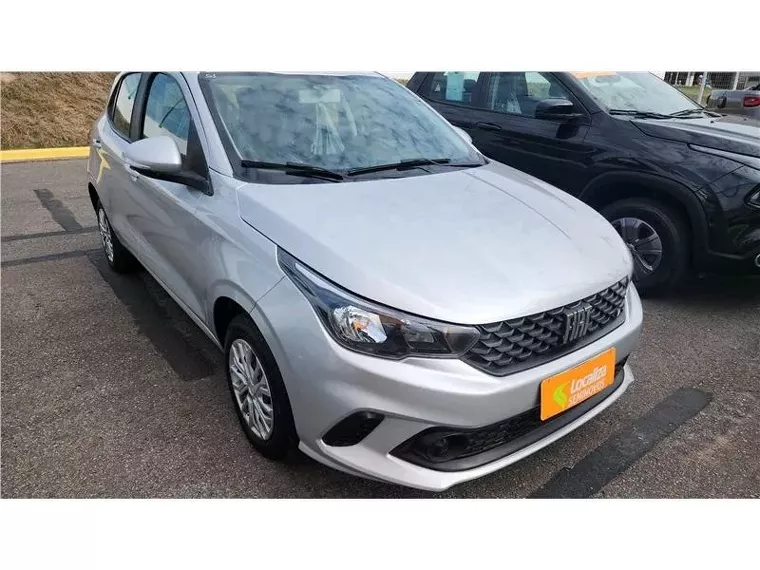 Fiat Argo Prata 10