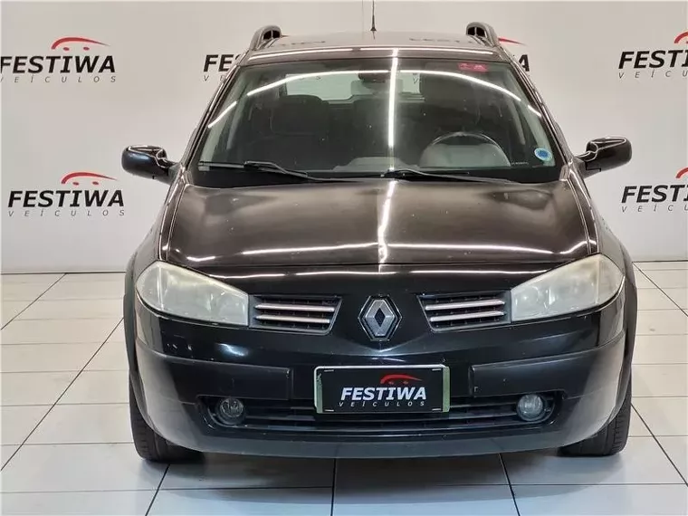 Renault Mégane Preto 8