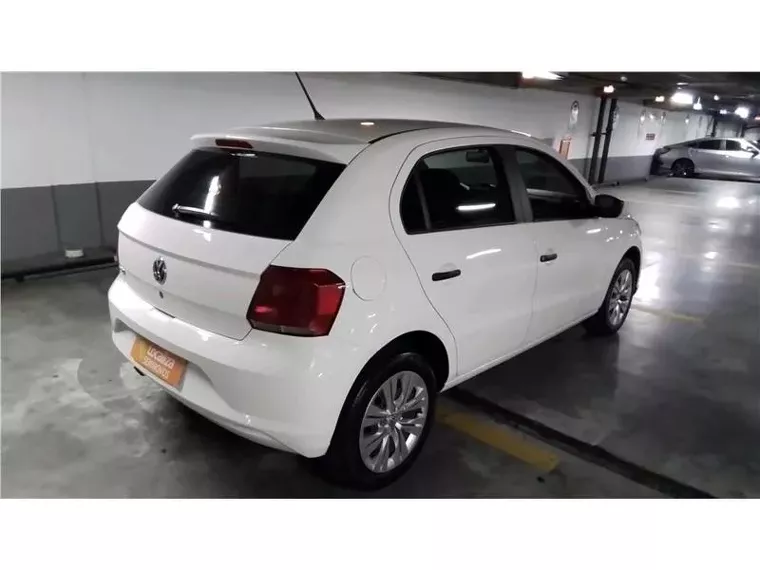 Volkswagen Gol Branco 9