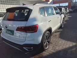 Volkswagen Taos