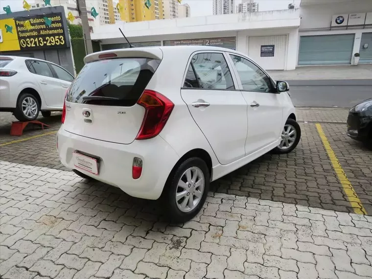 KIA Picanto Branco 6