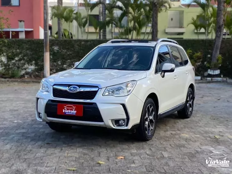 Subaru Forester Branco 1