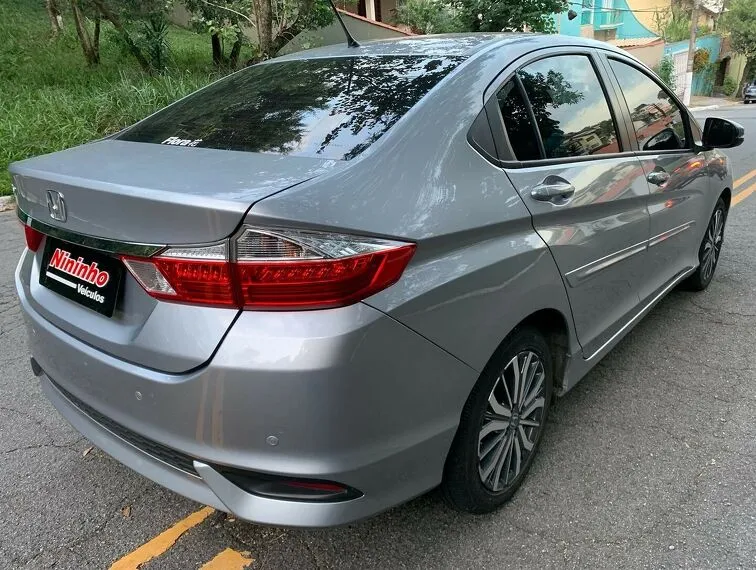 Honda City Cinza 11