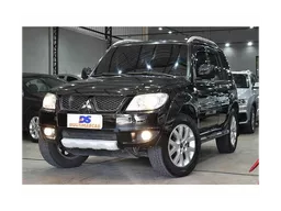 Mitsubishi Pajero TR4