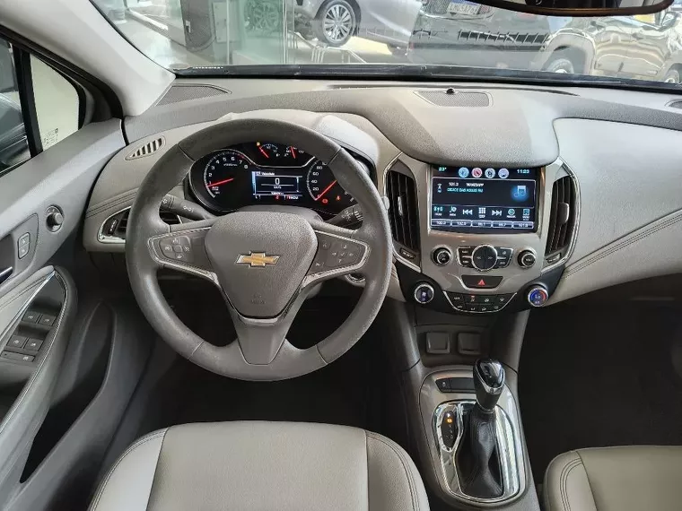 Chevrolet Cruze Cinza 9