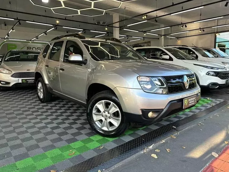 Renault Duster Prata 3