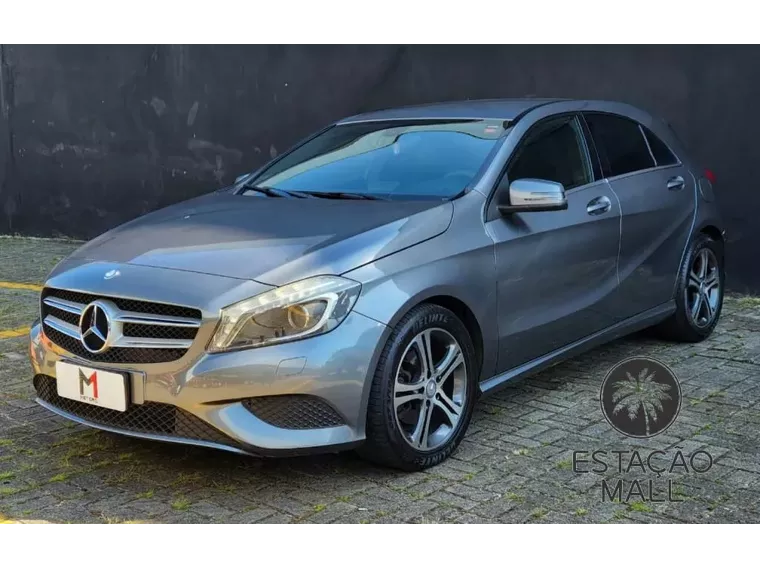 Mercedes-benz A 200 Cinza 1