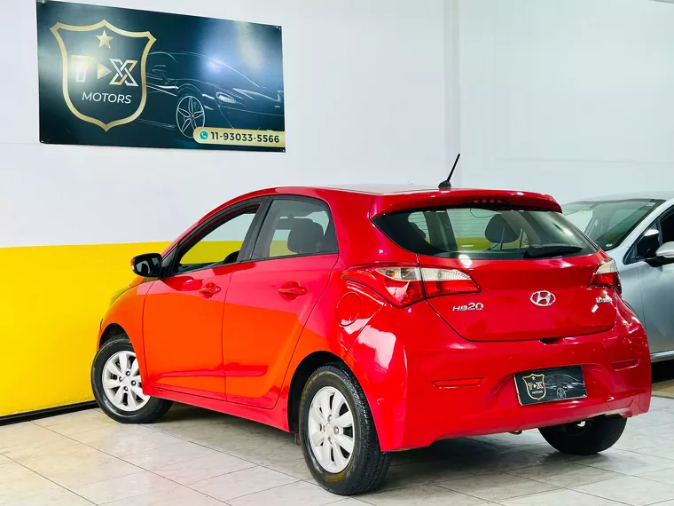 Hyundai HB20 Vermelho 18