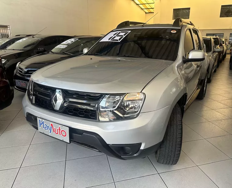 Renault Duster Prata 6