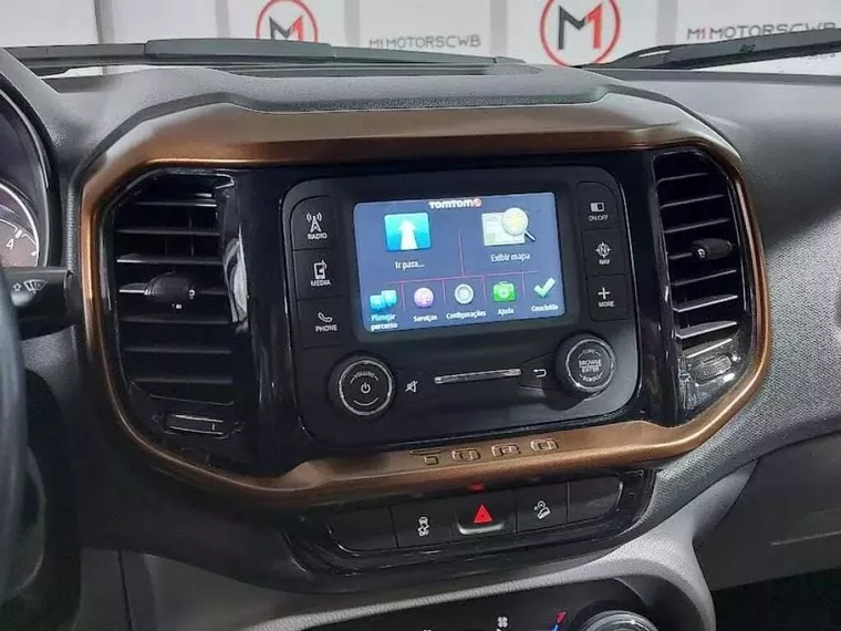 Fiat Toro Branco 8