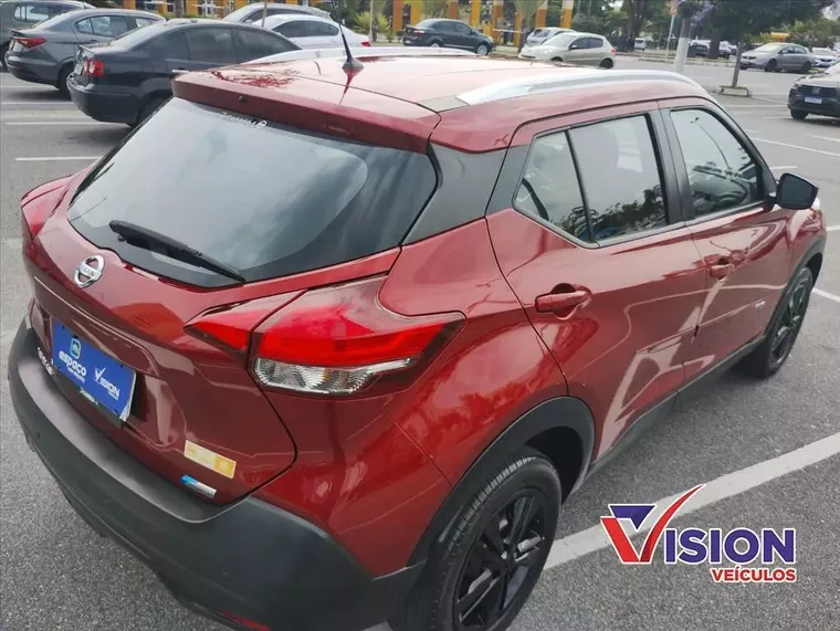 Nissan Kicks Vermelho 2