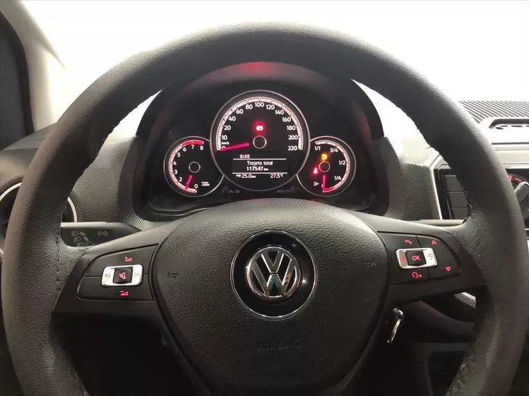 Volkswagen UP Prata 7