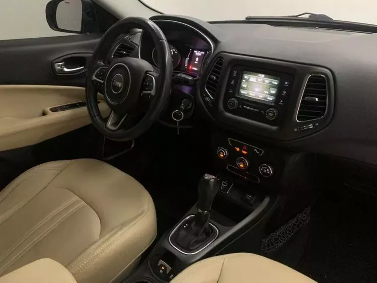 Jeep Compass Branco 16