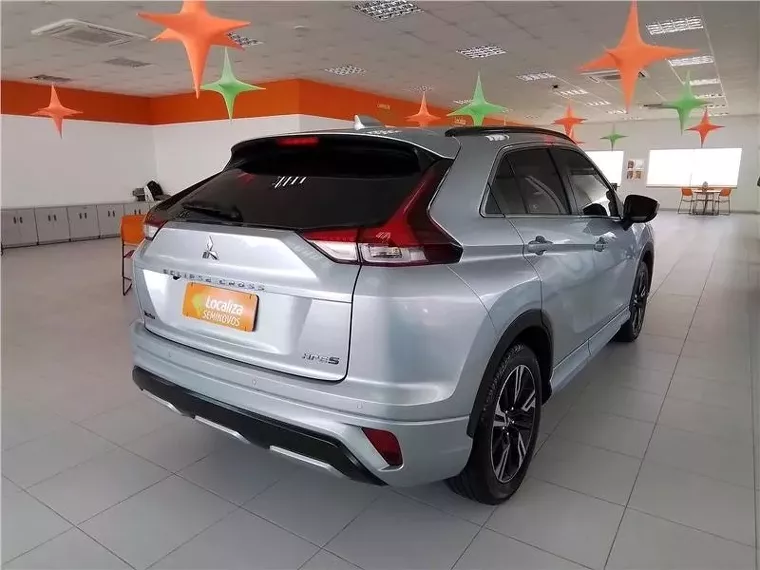 Mitsubishi Eclipse Cross Prata 3