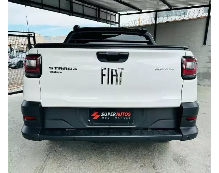 Fiat Strada Branco 6