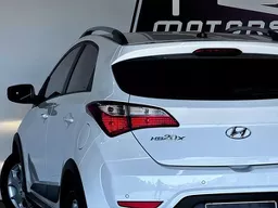 Hyundai HB20X