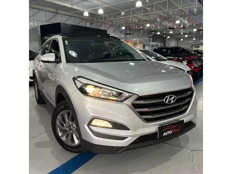 Hyundai Tucson Prata 6