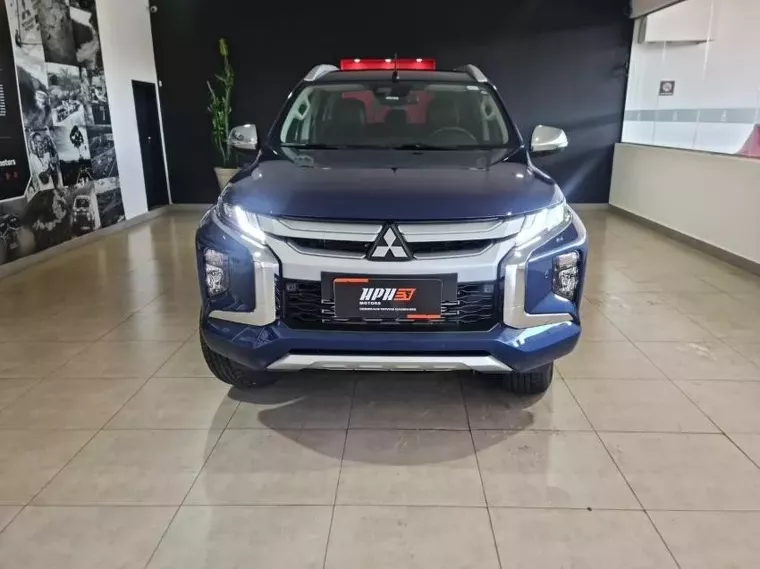 Mitsubishi L200 Triton Azul 7