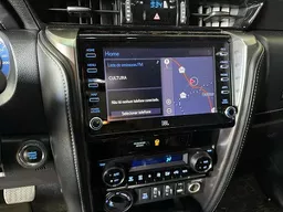 Toyota Hilux SW4