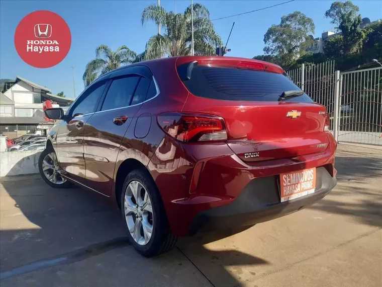 Chevrolet Onix Vermelho 3