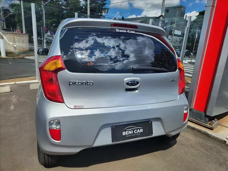 KIA Picanto Prata 4