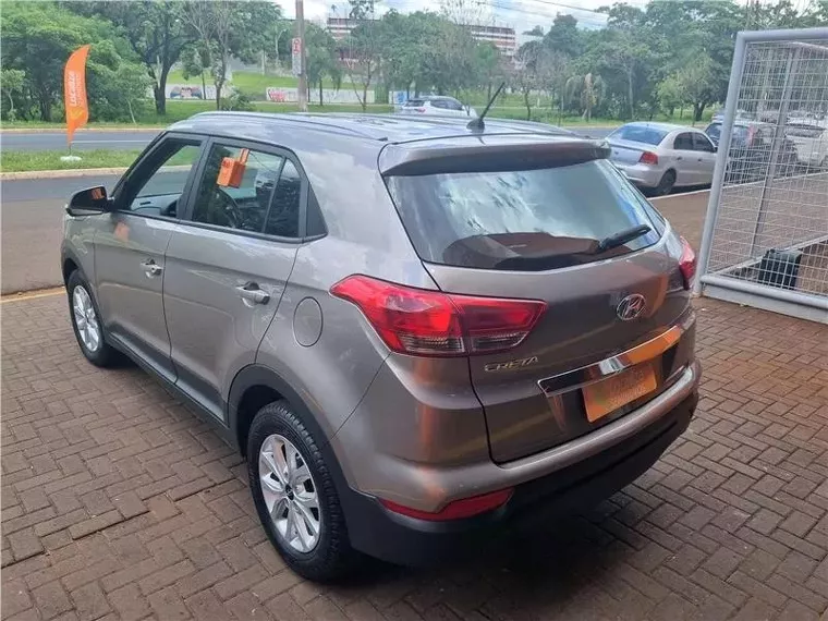 Hyundai Creta Prata 2