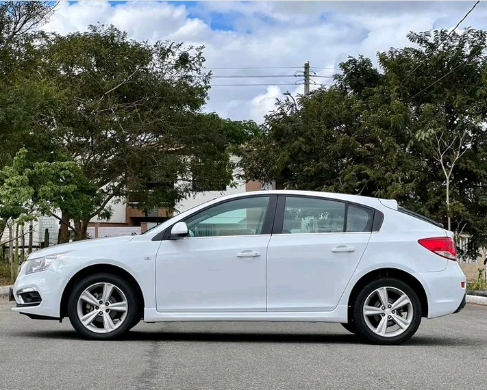 Chevrolet Cruze Branco 6