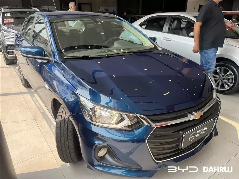 Chevrolet Onix Azul 3