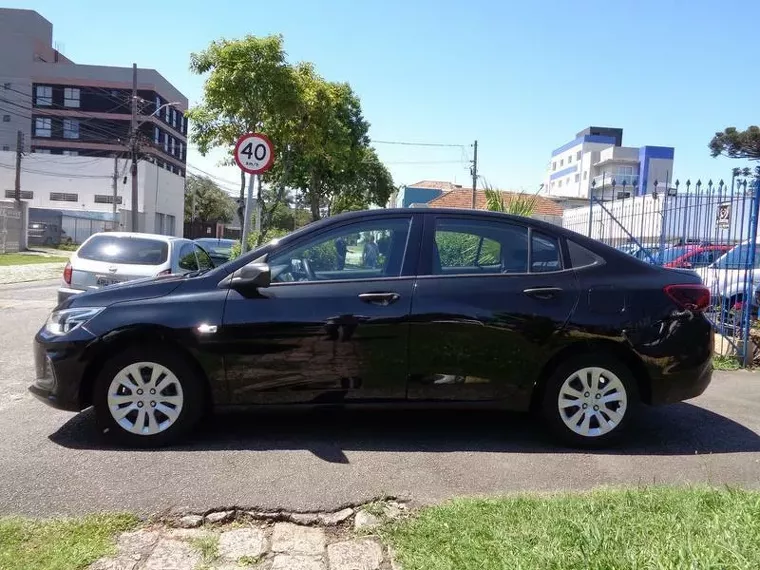 Chevrolet Onix Preto 1